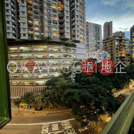 Rare 2 bedroom with parking | For Sale, Peaksville 蔚巒閣 | Western District (OKAY-S79062)_0