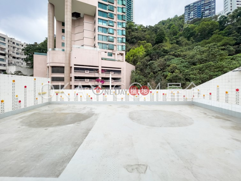 HK$ 48,800/ month, 6B-6E Bowen Road | Central District, Charming 2 bedroom on high floor with rooftop & parking | Rental