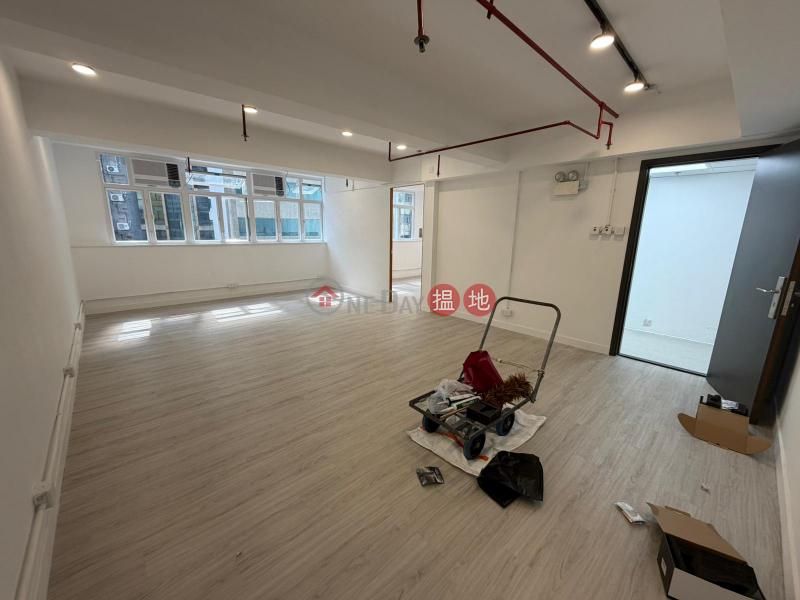 華傑商業中心-中層-B單位寫字樓/工商樓盤出租樓盤-HK$ 19,800/ 月
