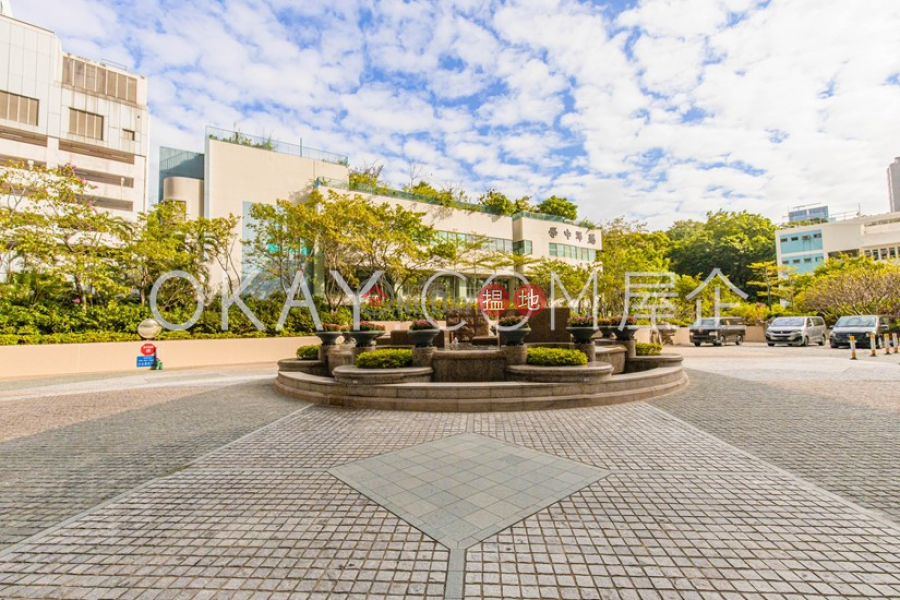 Property Search Hong Kong | OneDay | Residential, Sales Listings Charming 3 bed on high floor with harbour views | For Sale