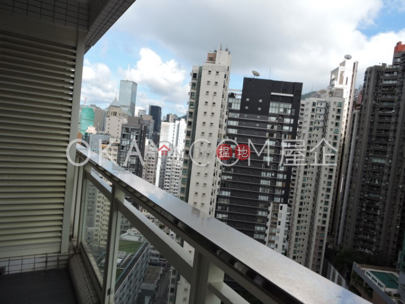 Popular 2 bedroom on high floor with balcony | For Sale | Centrestage 聚賢居 Sales Listings