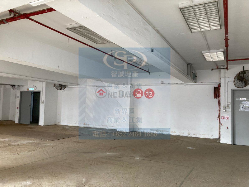 Kwai Chung Worsted Mills: suitable for storage, allowable to enter 40\' container, with unloading platform, 31 Wo Tong Tsui Street | Kwai Tsing District Hong Kong, Rental, HK$ 44,000/ month