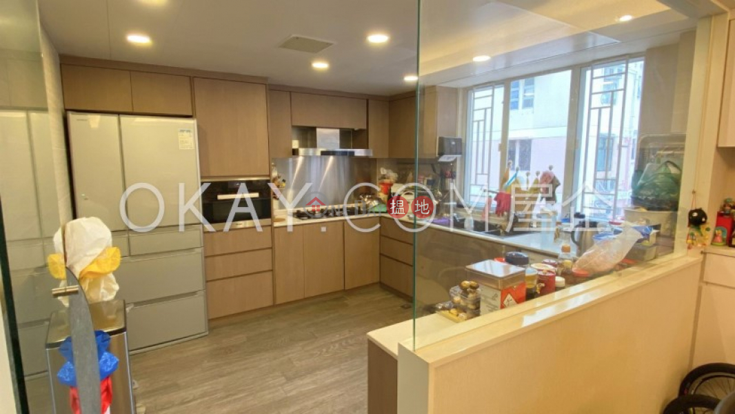 Lovely 3 bedroom with balcony & parking | For Sale 5-11 Fessenden Road | Kowloon City, Hong Kong Sales | HK$ 16.5M