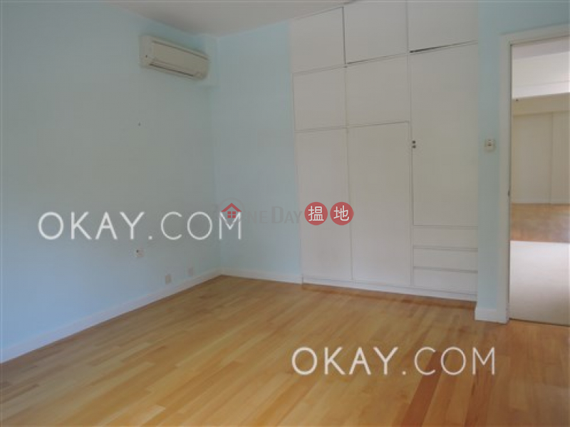 HK$ 180,000/ month Stanley Crest, Southern District Stylish house with sea views, rooftop | Rental