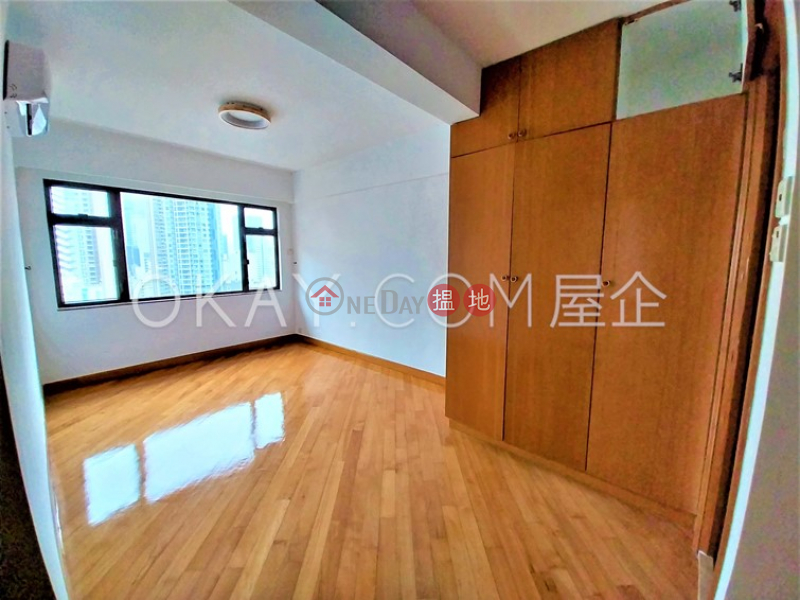 HK$ 18.95M | Block B Grandview Tower Eastern District Efficient 2 bedroom with parking | For Sale