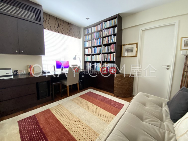 HK$ 36M BLOCK A+B LA CLARE MANSION, Western District, Efficient 4 bedroom with balcony & parking | For Sale