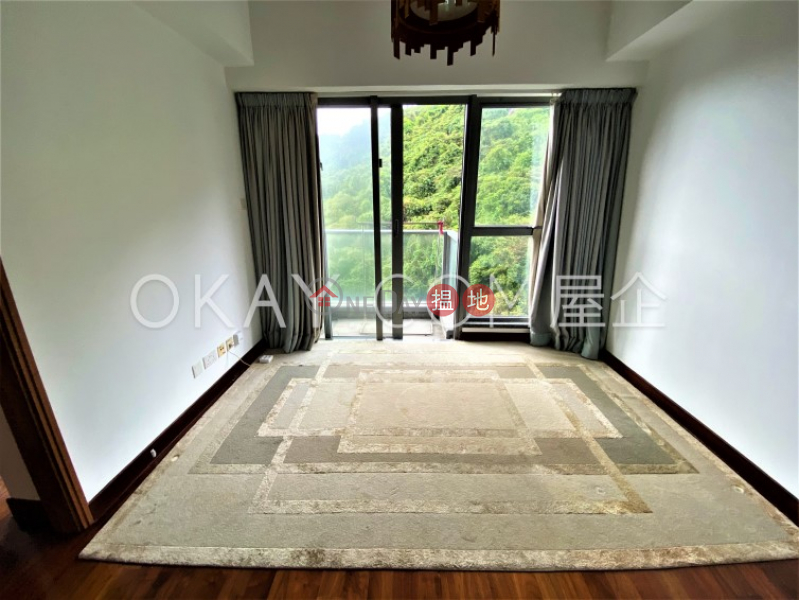 Charming 3 bedroom with balcony & parking | For Sale | Serenade 上林 Sales Listings