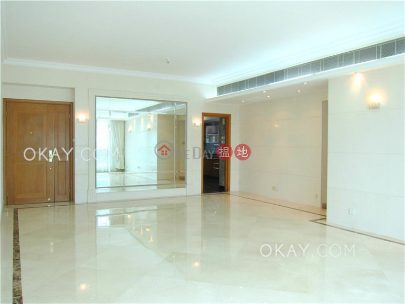 Luxurious 4 bedroom with racecourse views & parking | Rental | The Leighton Hill 禮頓山 Rental Listings