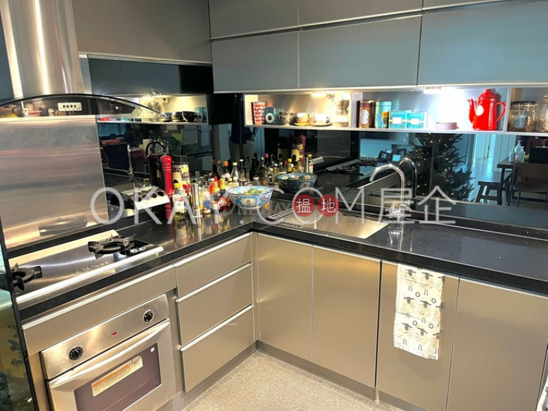 HK$ 39,000/ month | Prosperous Height | Western District | Nicely kept 3 bedroom with parking | Rental