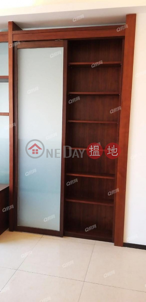 HK$ 22,000/ month, The Metropolis Residence Tower 2 | Kowloon City, The Metropolis Residence Tower 2 | 2 bedroom High Floor Flat for Rent