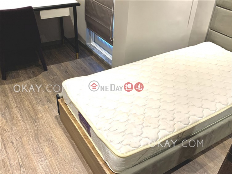 HK$ 50,000/ month | 66 Peel Street, Central District Nicely kept 2 bedroom with balcony | Rental