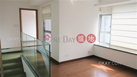 Stylish 4 bedroom on high floor with balcony & parking | For Sale | Serenade 上林 _0
