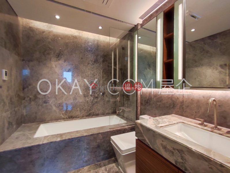 HK$ 104,000/ month University Heights Block 2 Western District, Luxurious 4 bedroom with balcony | Rental
