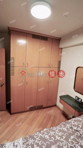 Property Search Hong Kong | OneDay | Residential Rental Listings Elizabeth House Block B | 2 bedroom Mid Floor Flat for Rent