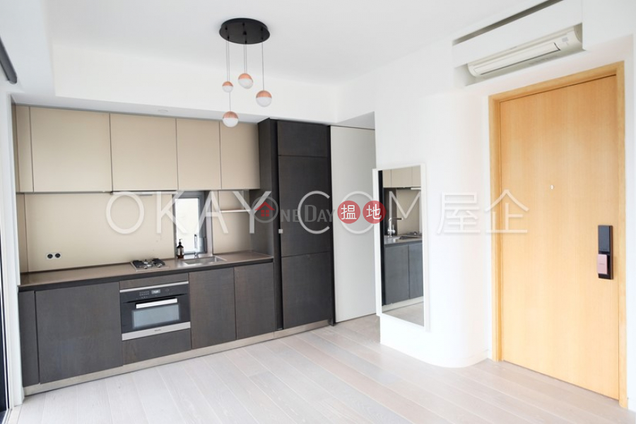 Rare 1 bedroom on high floor with balcony | Rental | 28 Aberdeen Street 鴨巴甸街28號 Rental Listings