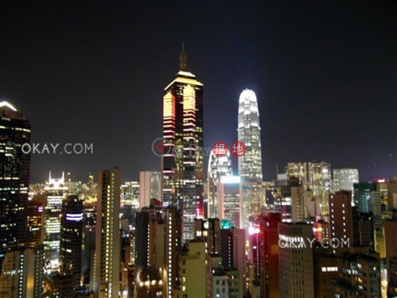 HK$ 11M | Caine Tower, Central District Popular 1 bedroom on high floor | For Sale