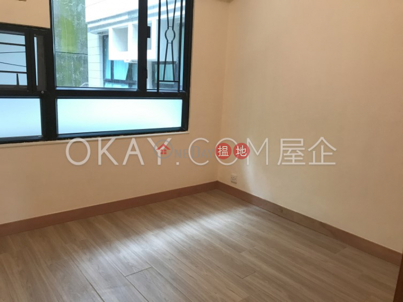 HK$ 18.88M Pine Gardens Wan Chai District | Nicely kept 3 bedroom with parking | For Sale