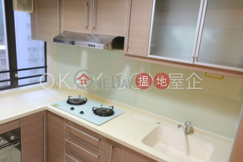 Stylish 3 bedroom in Mid-levels West | Rental | Robinson Heights 樂信臺 _0