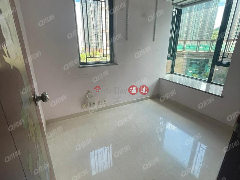 Property Search Hong Kong | OneDay | Residential | Sales Listings, Tower 4 Phase 2 Metro City | 3 bedroom Low Floor Flat for Sale