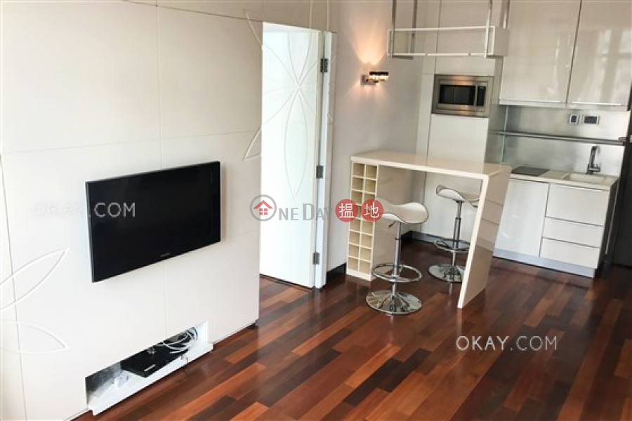 Generous 1 bed on high floor with sea views & balcony | Rental, 60 Johnston Road | Wan Chai District | Hong Kong, Rental, HK$ 26,000/ month