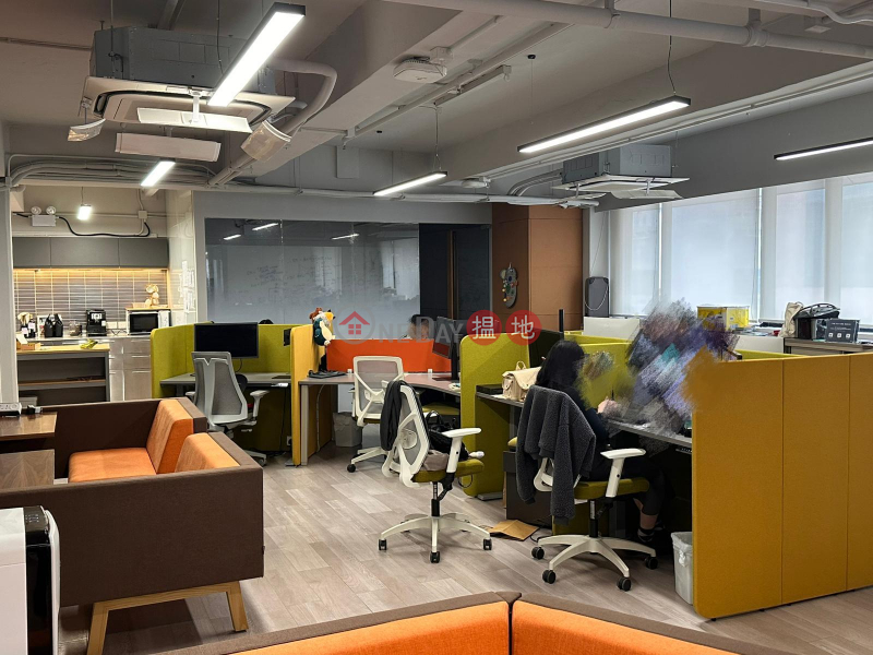 香港搵樓|租樓|二手盤|買樓| 搵地 | 寫字樓/工商樓盤|出租樓盤荔枝角 4056尺 有裝修,商業活化大廈,合各行業,附設車場