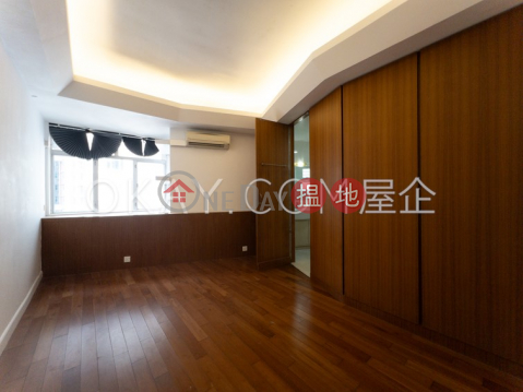 Efficient 3 bedroom with parking | For Sale | Monticello 滿峰台 _0