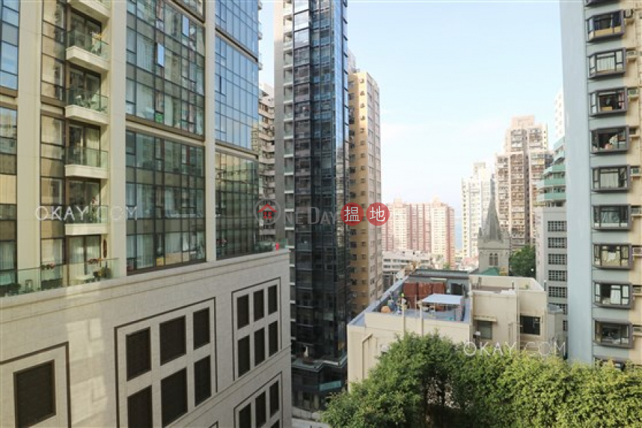 HK$ 25,500/ month, King\'s Hill | Western District | Lovely 1 bedroom with balcony | Rental