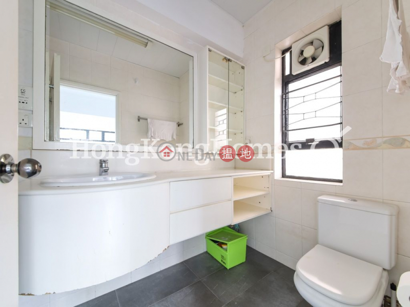 HK$ 39,000/ month 65 - 73 Macdonnell Road Mackenny Court | Central District | 3 Bedroom Family Unit for Rent at 65 - 73 Macdonnell Road Mackenny Court