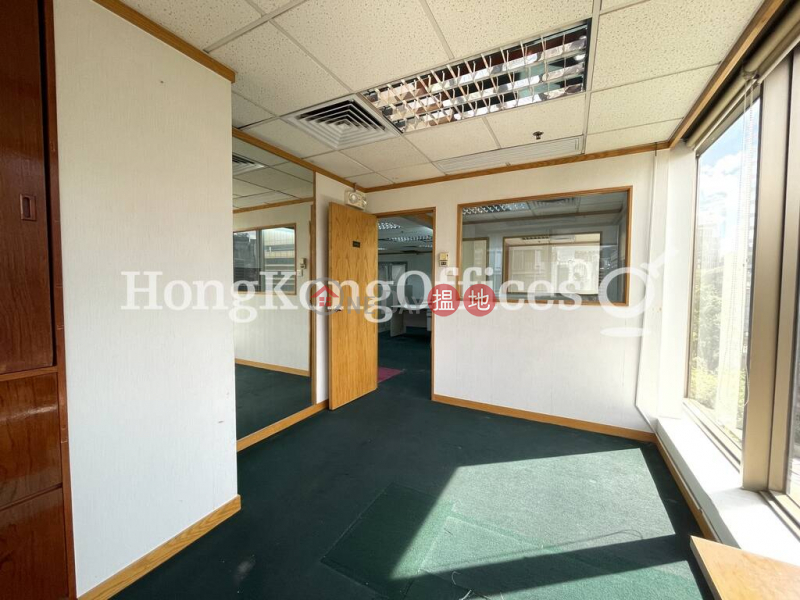 HK$ 53,760/ month Wing On Plaza , Yau Tsim Mong Office Unit for Rent at Wing On Plaza