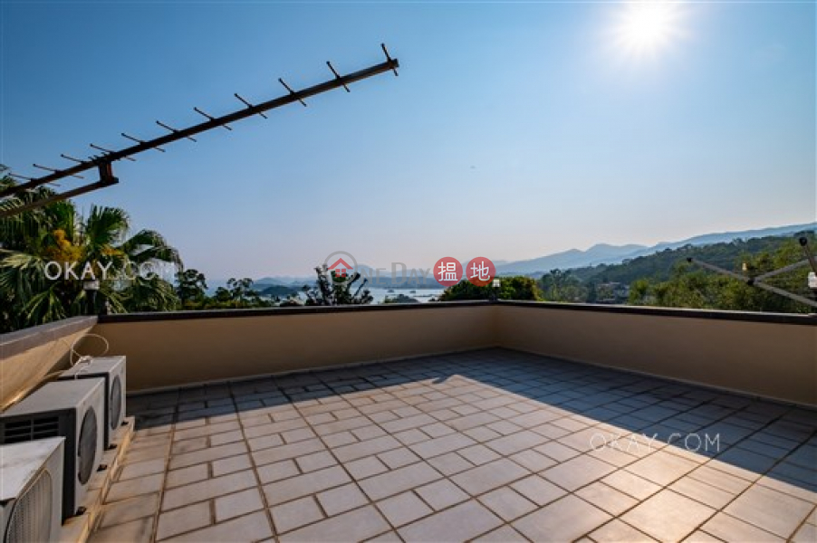 Rare house with rooftop, balcony | Rental | Wong Chuk Wan Village House 黃竹灣村屋 Rental Listings