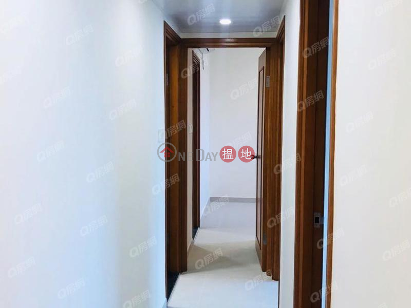 HK$ 25,000/ month, Tower 1 Island Resort Chai Wan District, Tower 1 Island Resort | 3 bedroom Low Floor Flat for Rent