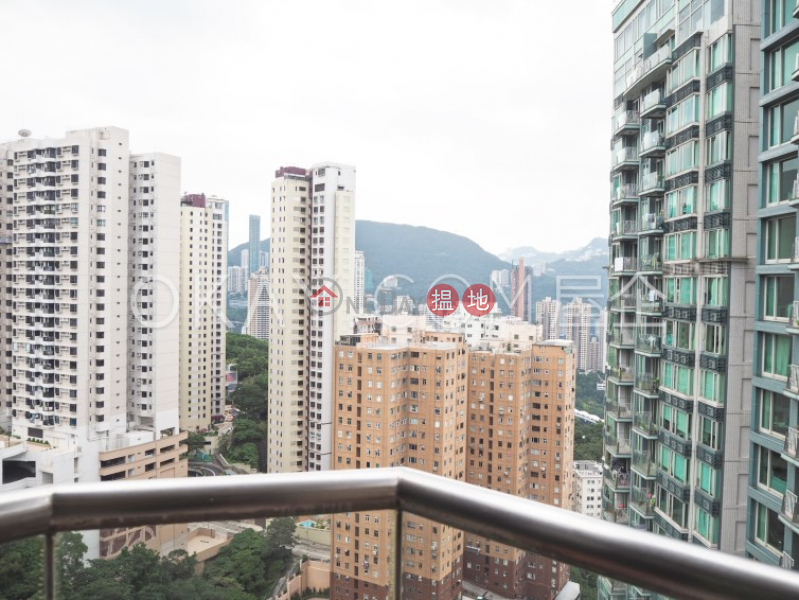 香港搵樓|租樓|二手盤|買樓| 搵地 | 住宅出租樓盤3房2廁,極高層,連車位,露台龍華花園出租單位