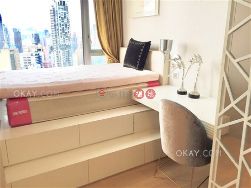 Nicely kept 3 bed on high floor with sea views | Rental | One Wan Chai 壹環 Rental Listings