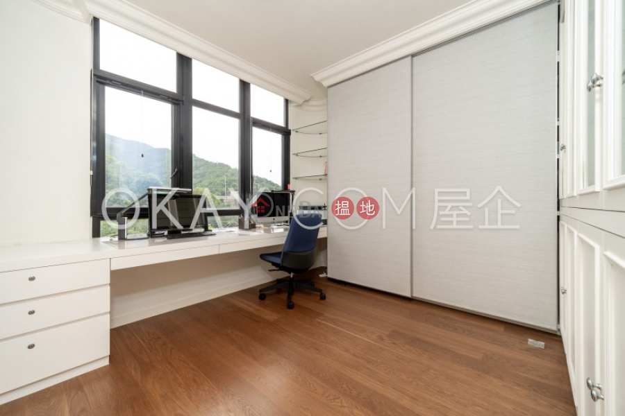 Efficient 3 bedroom with parking | For Sale | Park Place 雅柏苑 Sales Listings
