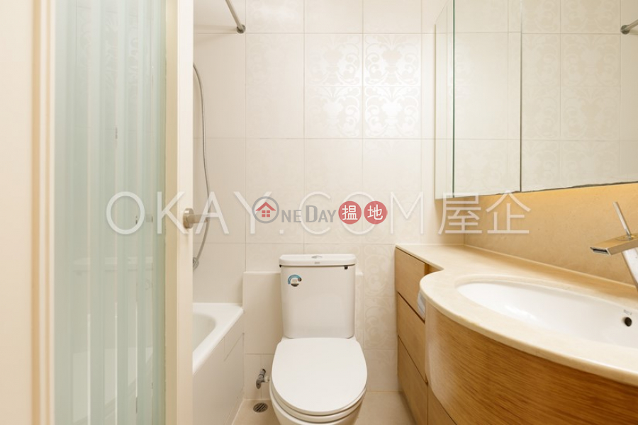 HK$ 45,000/ month Greenville Gardens | Wan Chai District Stylish 3 bedroom with balcony | Rental