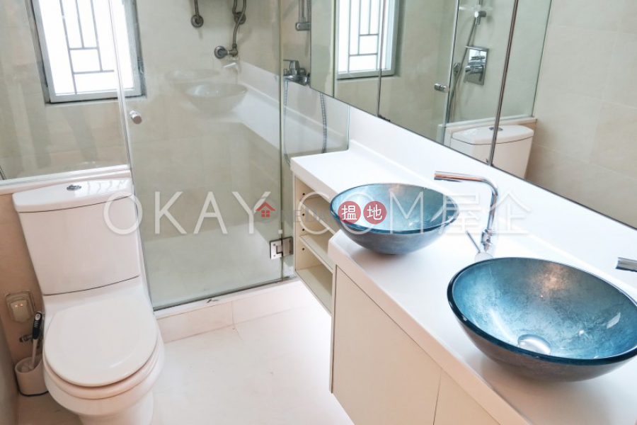 HK$ 55,000/ month Block 45-48 Baguio Villa, Western District, Luxurious 3 bedroom with sea views, balcony | Rental