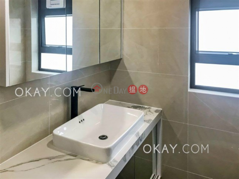HK$ 85,000/ month Sea Cliff Mansions, Southern District | Unique 4 bedroom on high floor with balcony & parking | Rental