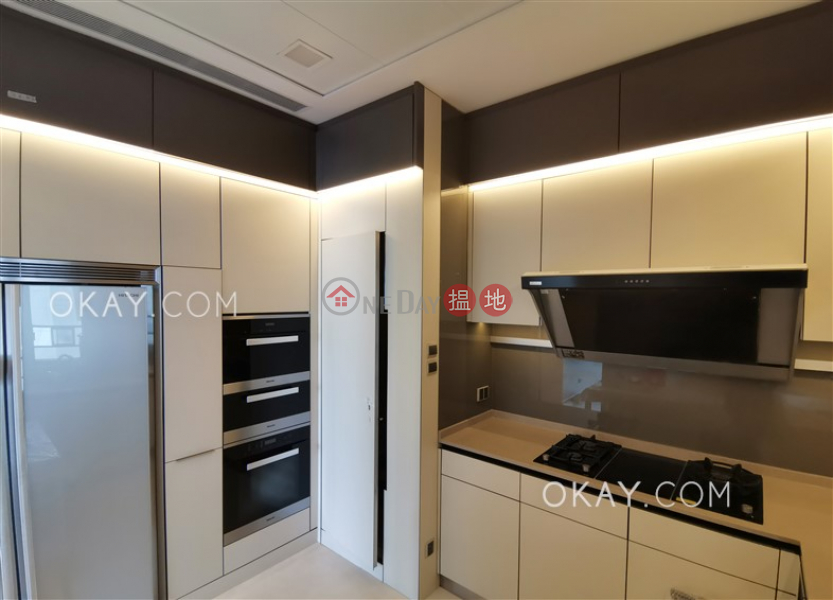 HK$ 60,000/ month The Arch Sky Tower (Tower 1) | Yau Tsim Mong | Lovely 3 bedroom on high floor with balcony | Rental