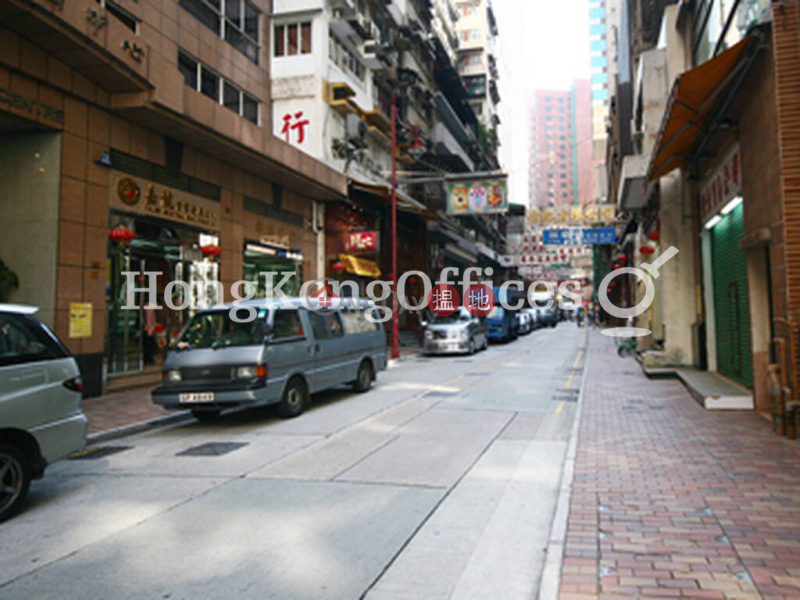 HK$ 29,998/ month Golden Sun Centre | Western District Office Unit for Rent at Golden Sun Centre