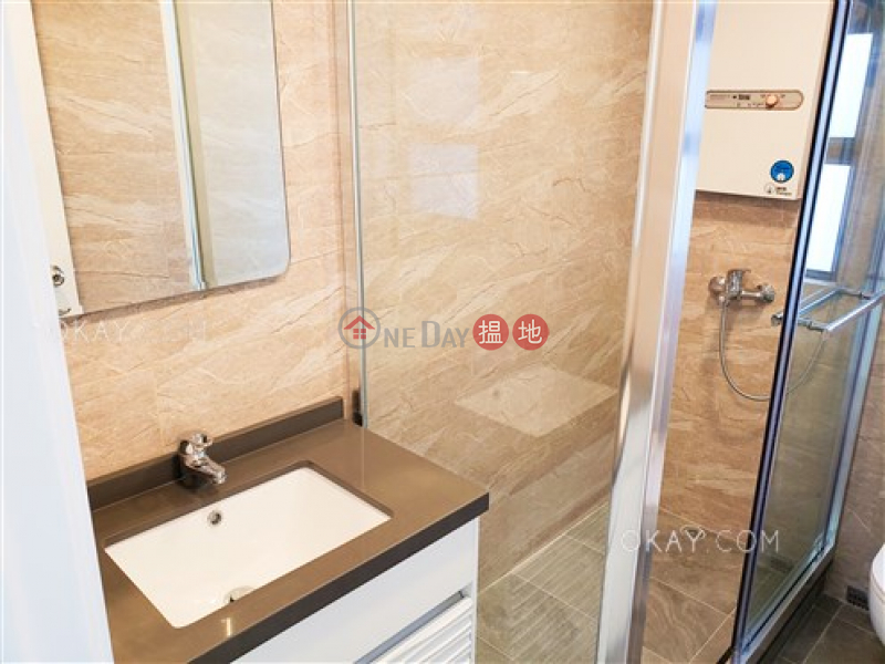 HK$ 33,000/ month, Ying Piu Mansion Western District | Charming 2 bedroom on high floor | Rental