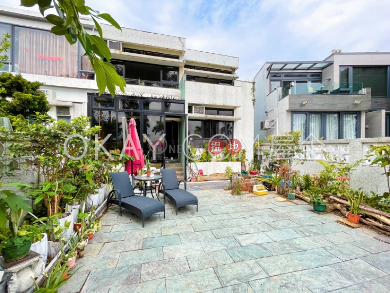 Popular house with balcony & parking | For Sale | Fortune Garden 雅景花園 Sales Listings