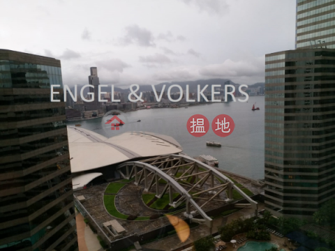 3 Bedroom Family Flat for Rent in Wan Chai | Convention Plaza Apartments 會展中心會景閣 _0