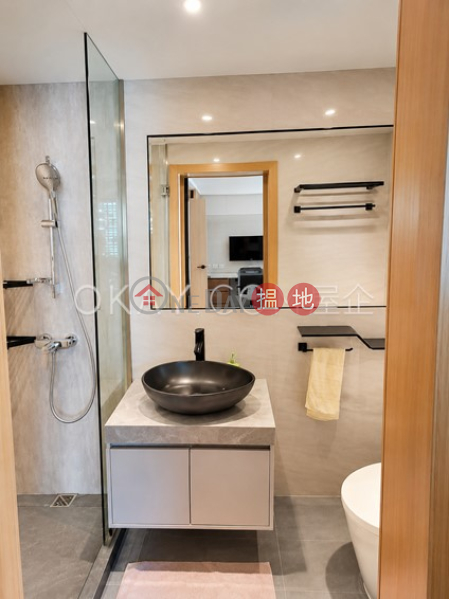 Lovely 3 bedroom on high floor with balcony & parking | Rental | Clovelly Court 嘉富麗苑 Rental Listings