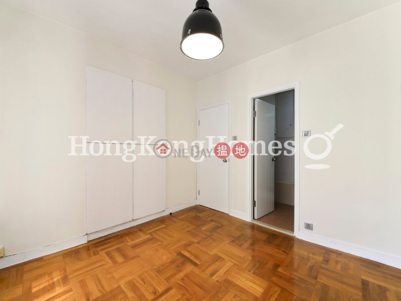 HK$ 28,000/ month | Corona Tower, Central District, 3 Bedroom Family Unit for Rent at Corona Tower