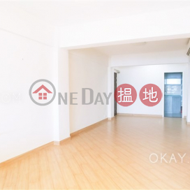 Stylish 2 bedroom on high floor with sea views | Rental | Bay View Mansion 灣景樓 _0