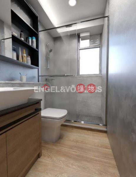 HK$ 49,000/ month | Hillsborough Court, Central District | 3 Bedroom Family Flat for Rent in Central Mid Levels