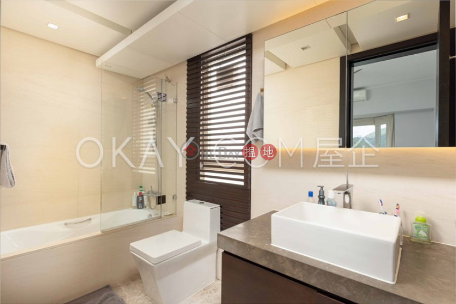 Elegant 2 bedroom with sea views & balcony | For Sale | Redhill Peninsula Phase 1 紅山半島 第1期 Sales Listings
