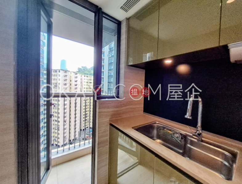 Elegant 2 bedroom with balcony | For Sale | Fleur Pavilia Tower 1 柏蔚山 1座 Sales Listings