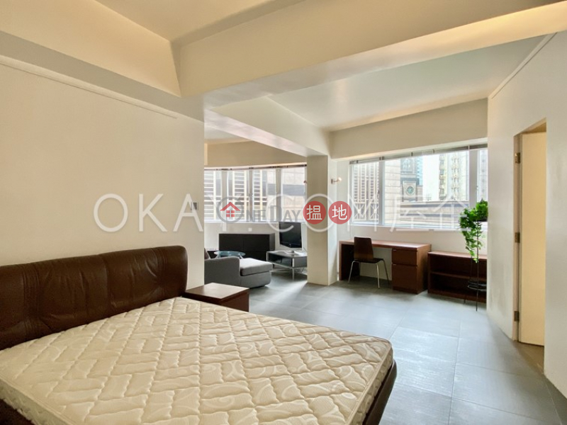 Lovely 1 bedroom on high floor | For Sale 189-205 Queens Road Central | Western District | Hong Kong Sales HK$ 12M