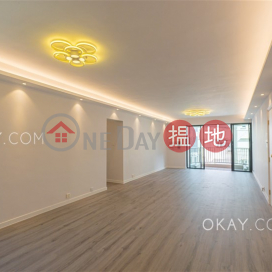 Gorgeous 3 bedroom with balcony & parking | Rental | Yukon Court 殷豪閣 _0